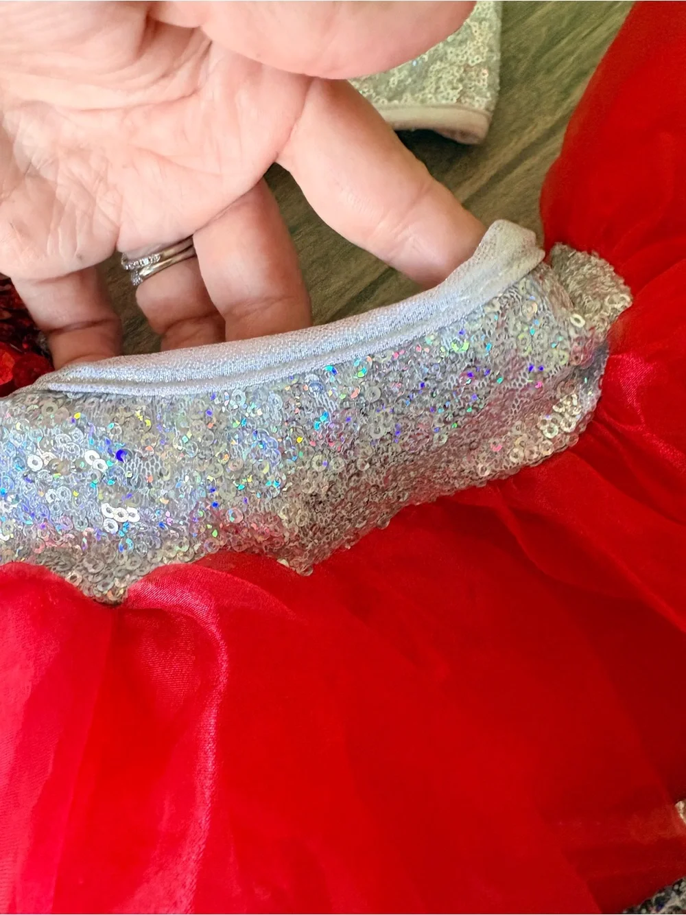 Glamour Costumes questions leave